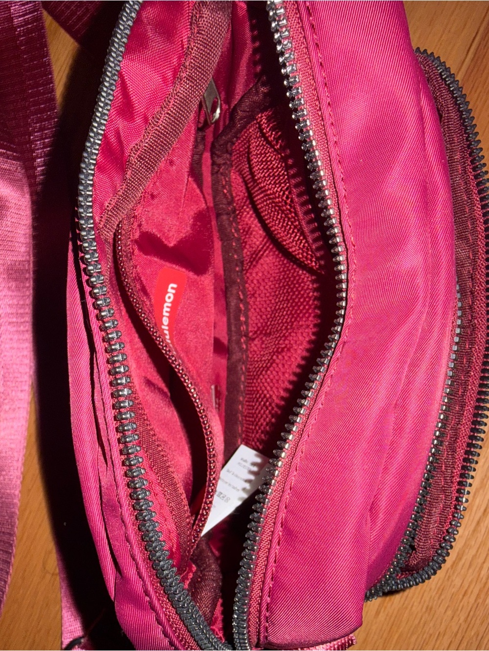 lululemon Raspberry Rave/Silver Crossbody Bag - Picture 4 of 5